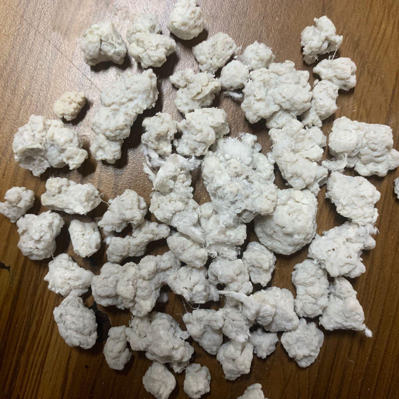 Semi-White Yarn Waste Popcorn